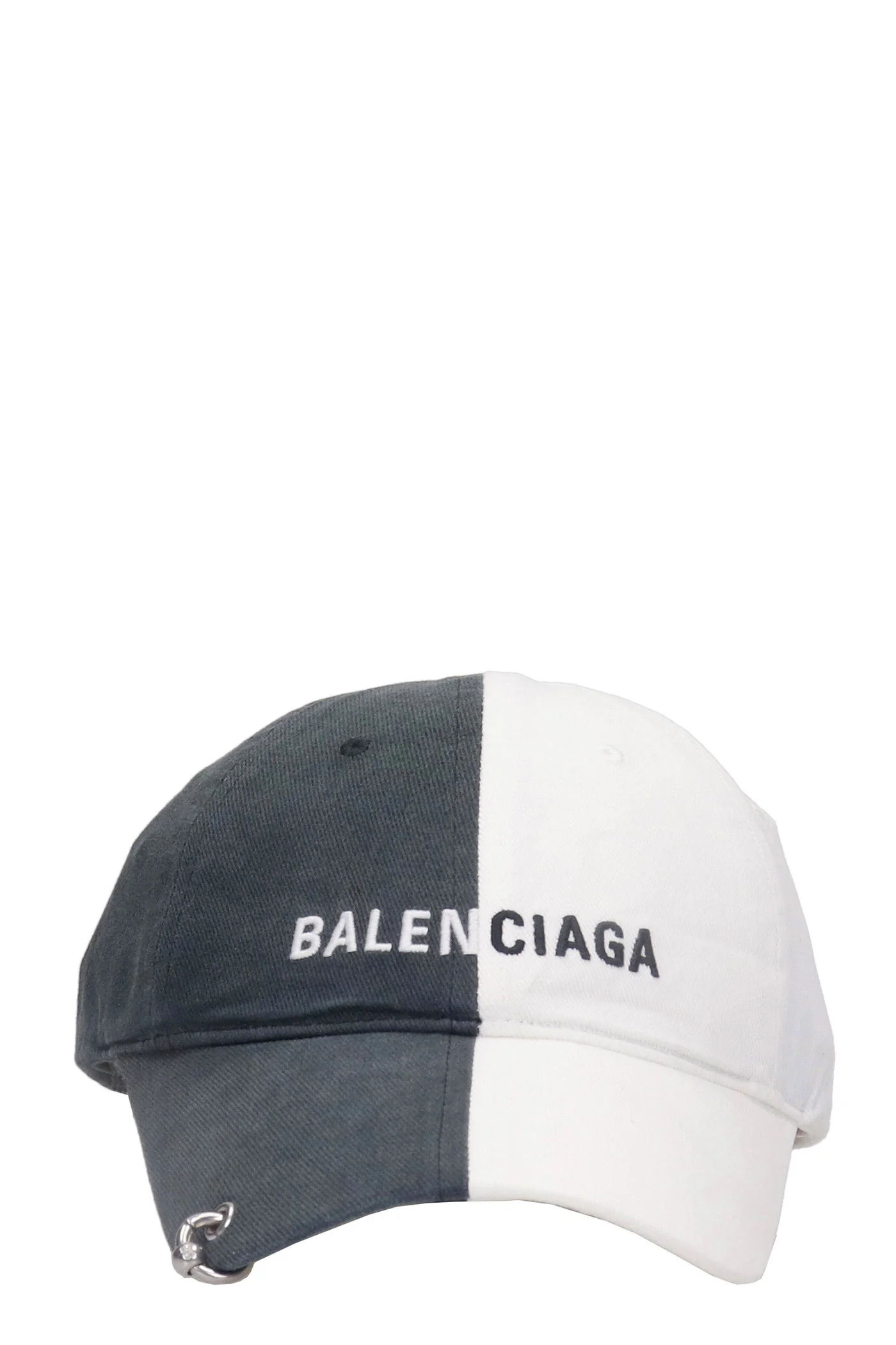 Hats in black cotton
