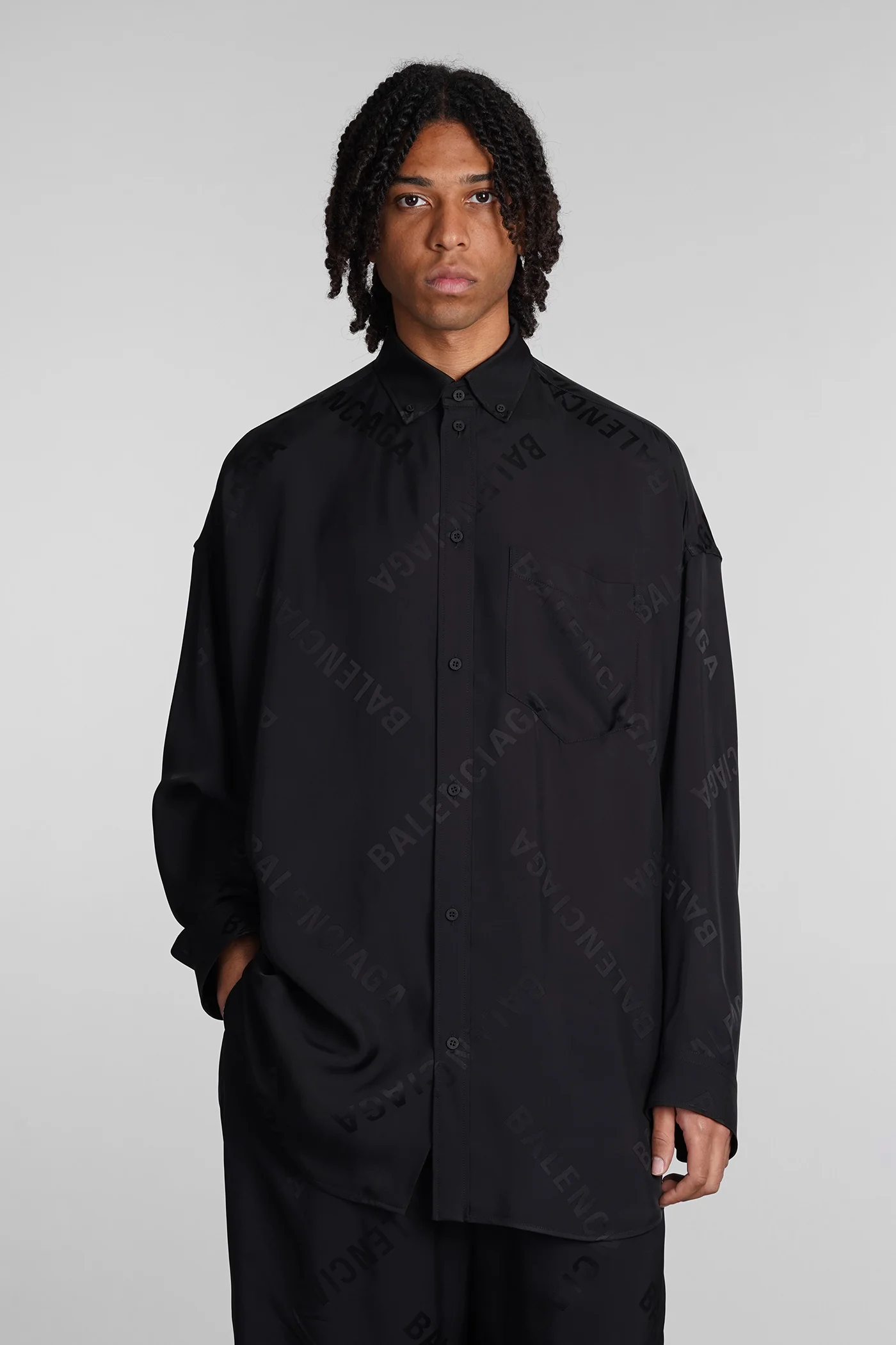 Shirt in black viscose
