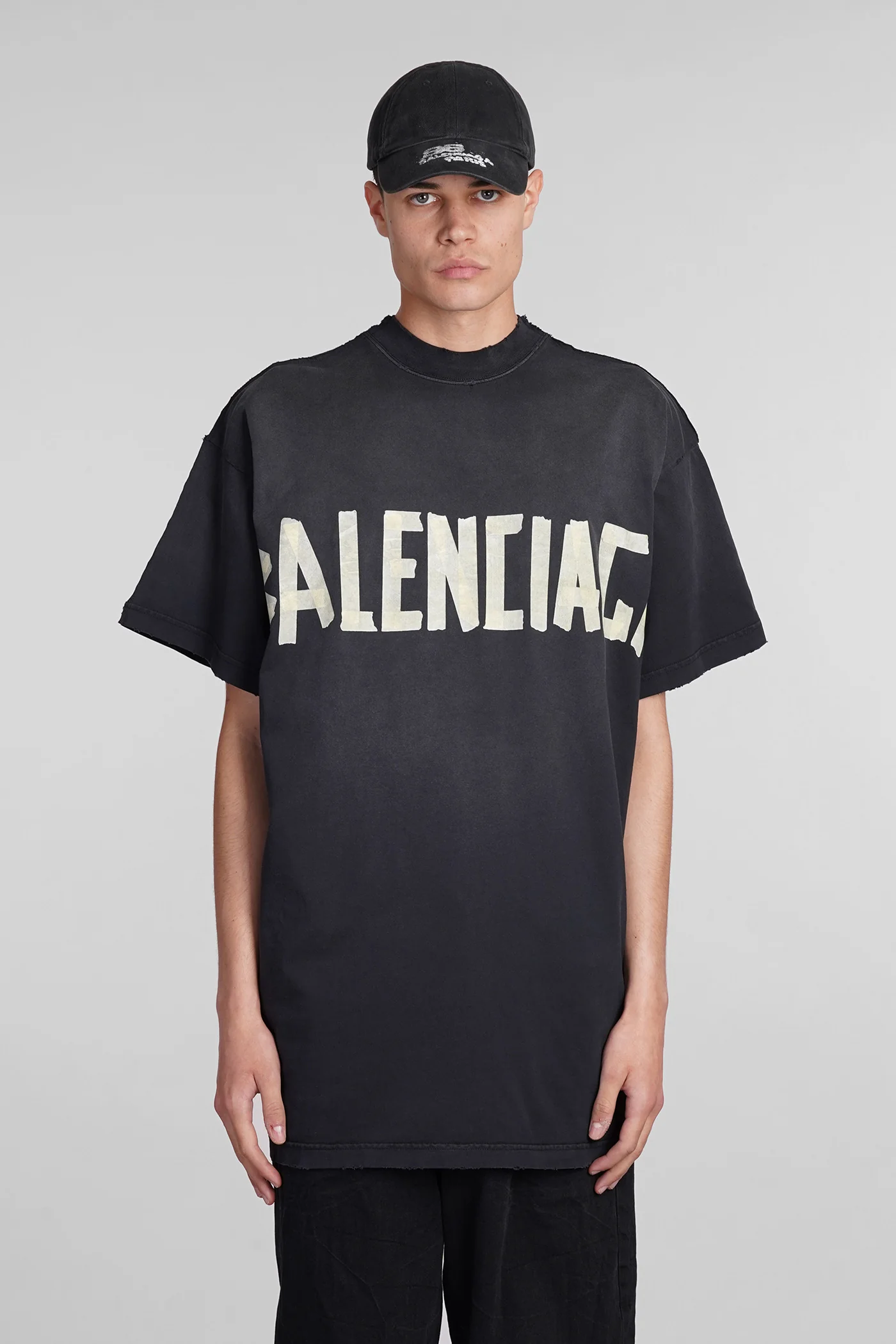 T-Shirt in black cotton