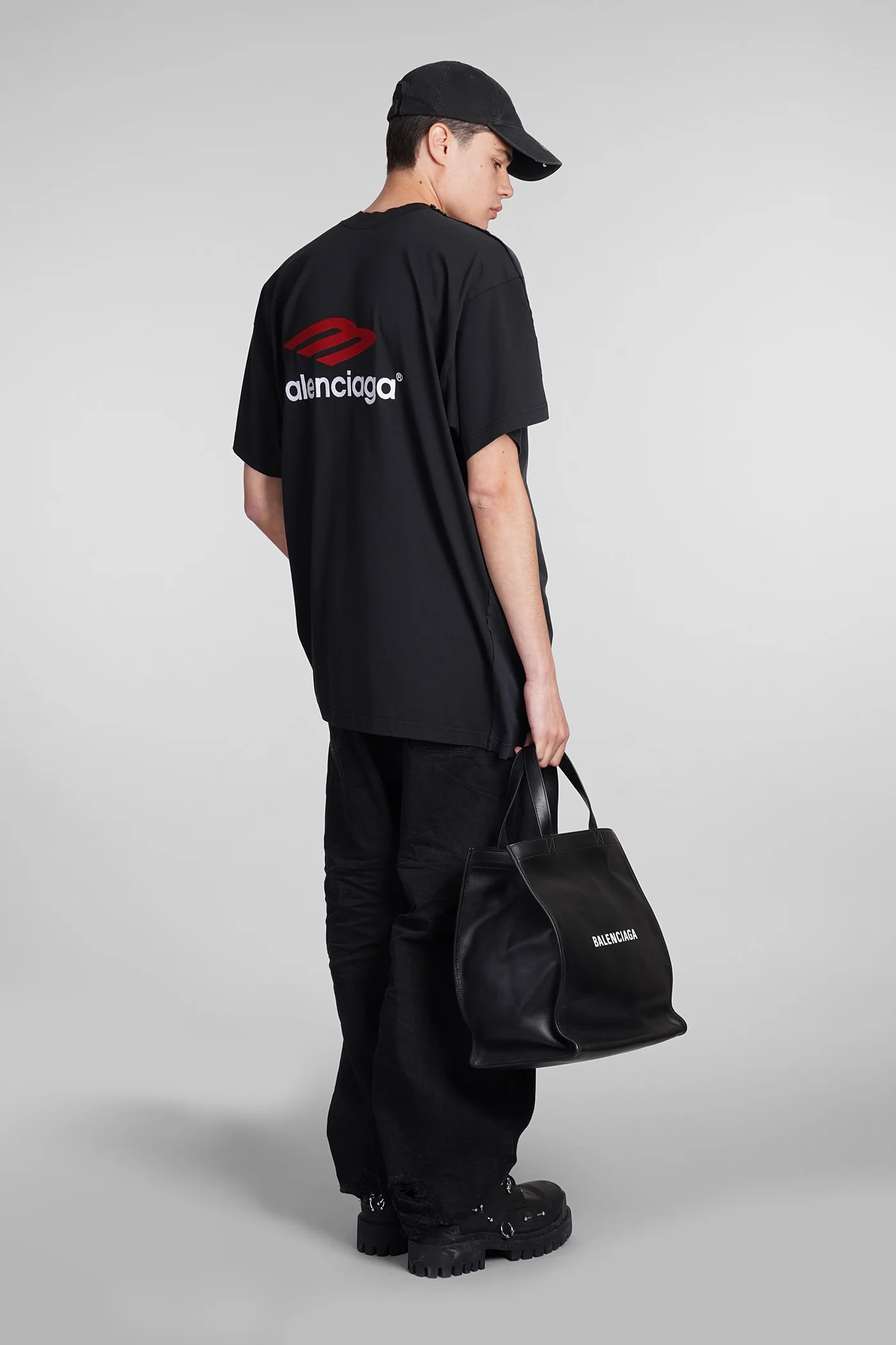 T-Shirt in black cotton - Image 2