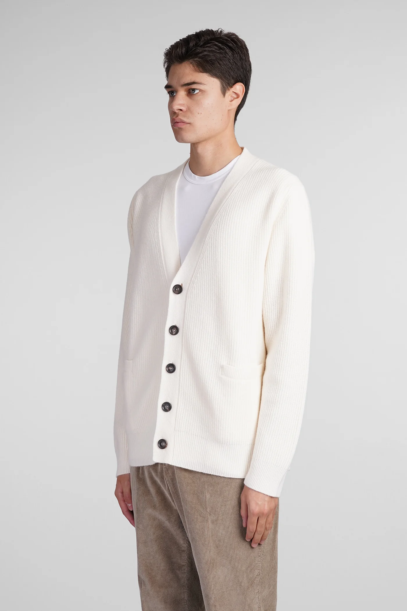 Cardigan in beige wool - Image 4