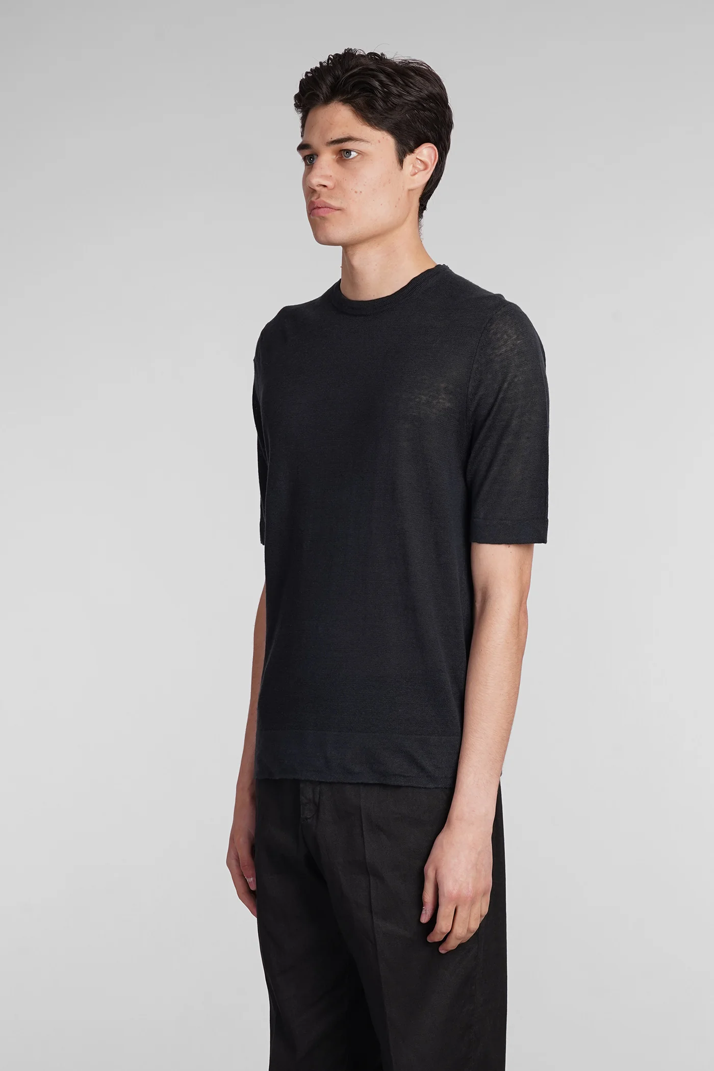 T-Shirt in black cotton - Image 4