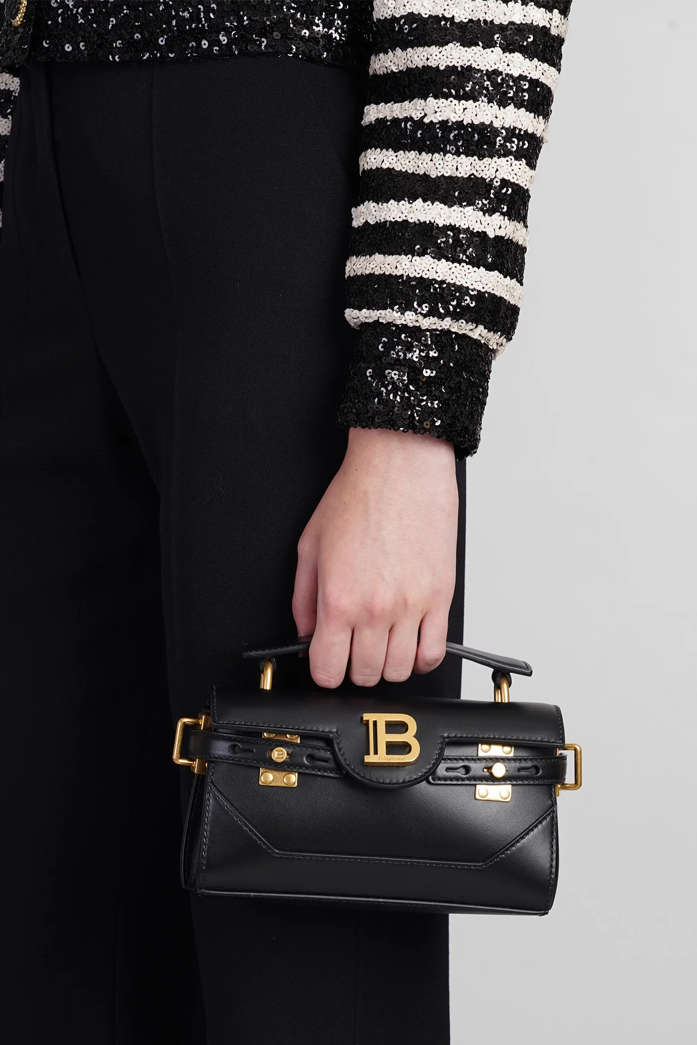 B buzz 19 Hand bag in black leather - Image 5