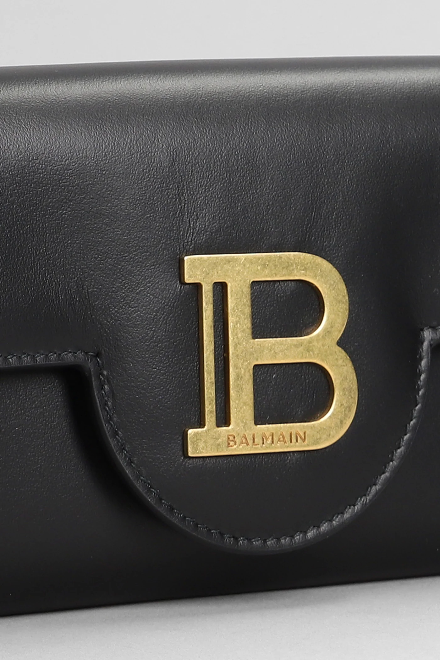 B buzz Wallet in black leather - Image 4