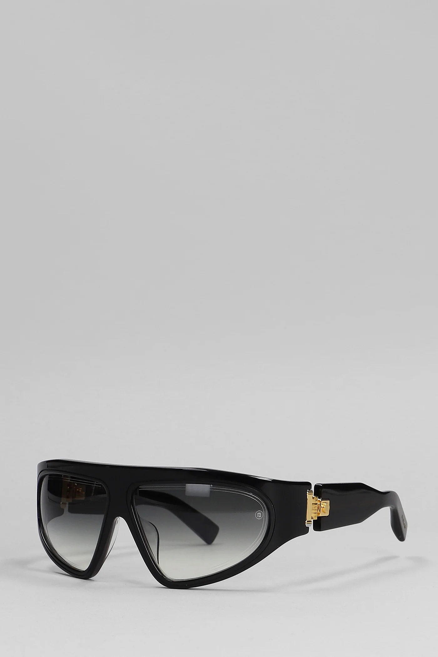 B-Escape Sunglasses in black acrylic - Image 2