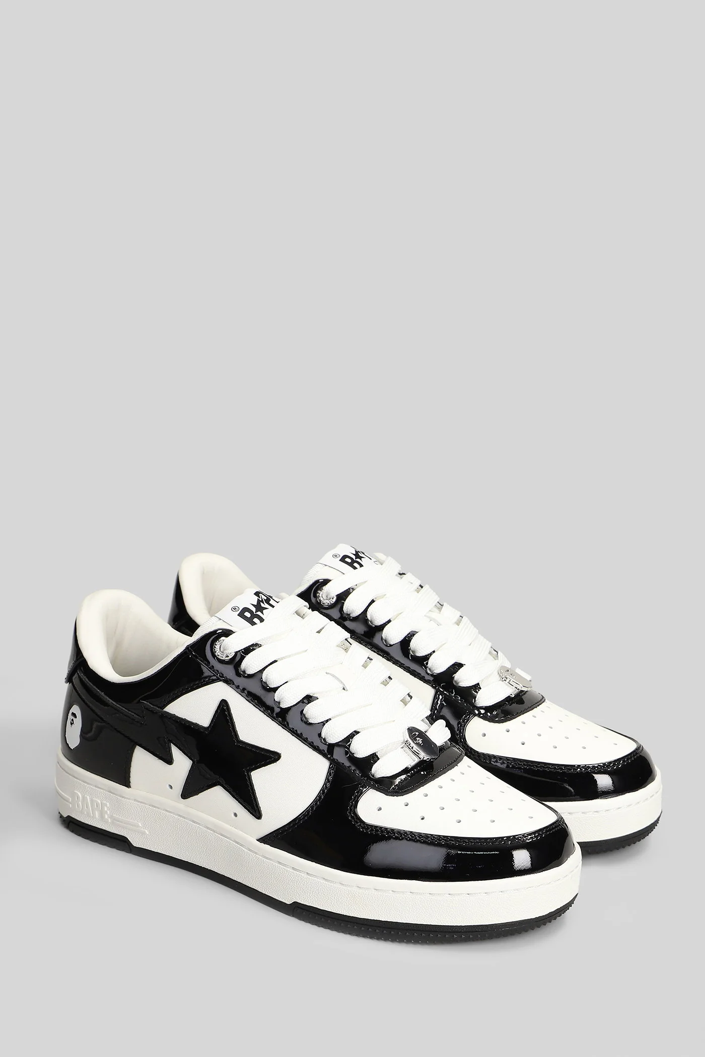 Sneakers in black leather - Image 2