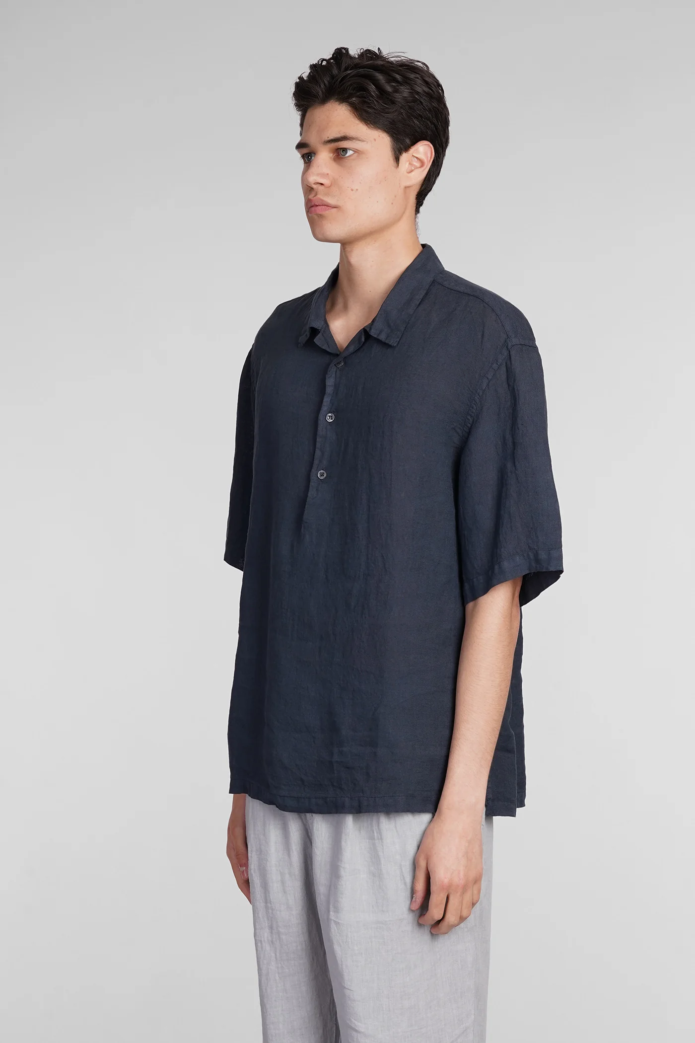 Mola Shirt in blue linen - Image 4