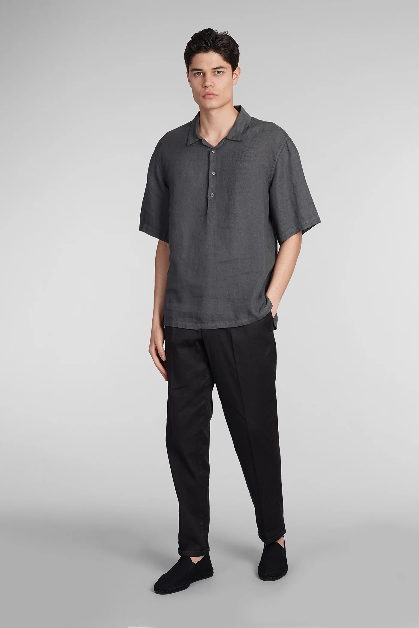 Mola Shirt in grey linen - Image 2