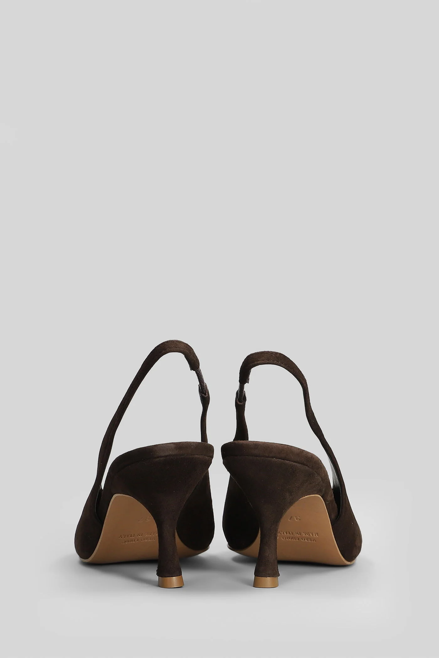 Pumps in dark brown suede - Image 4