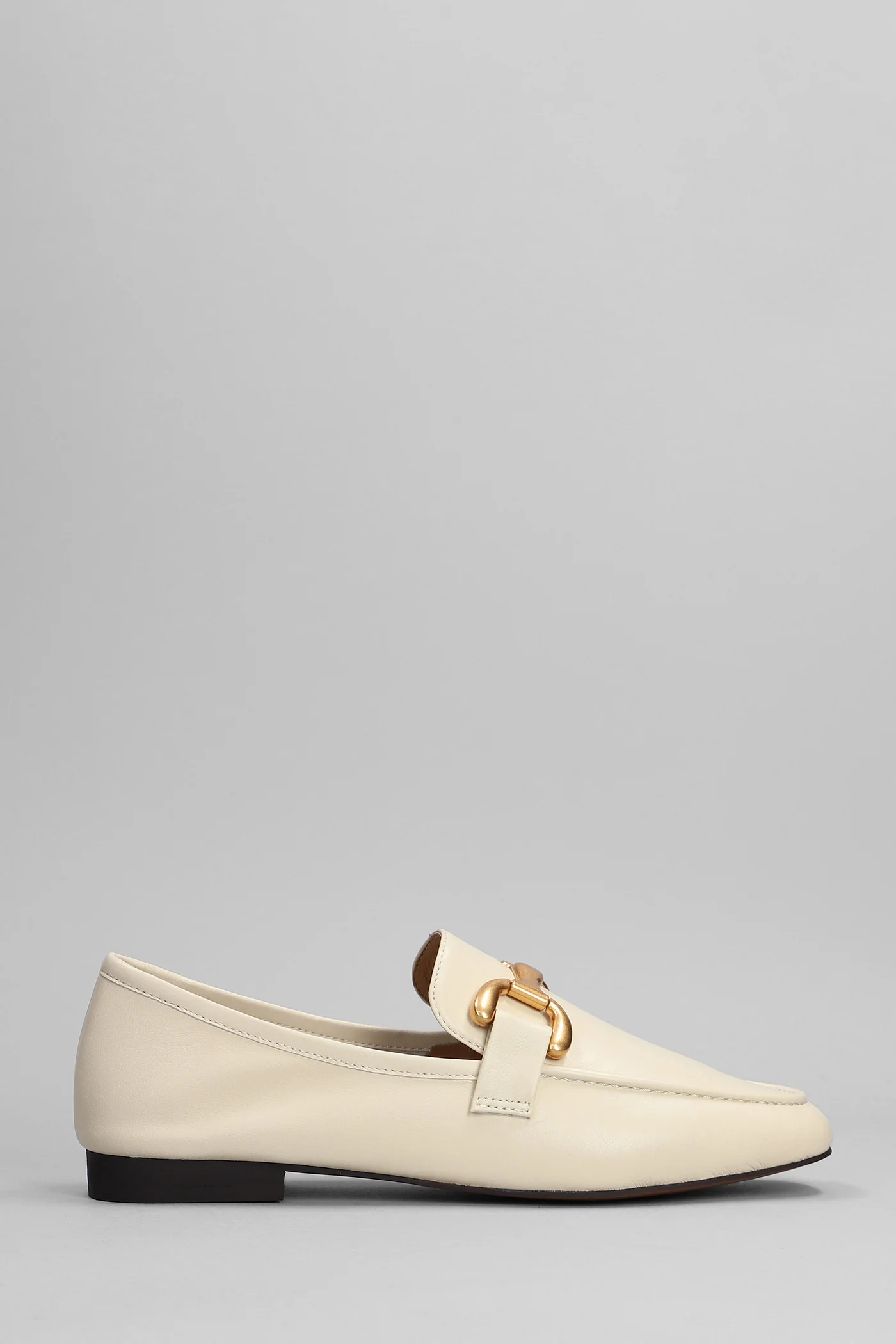 Loafers in beige leather