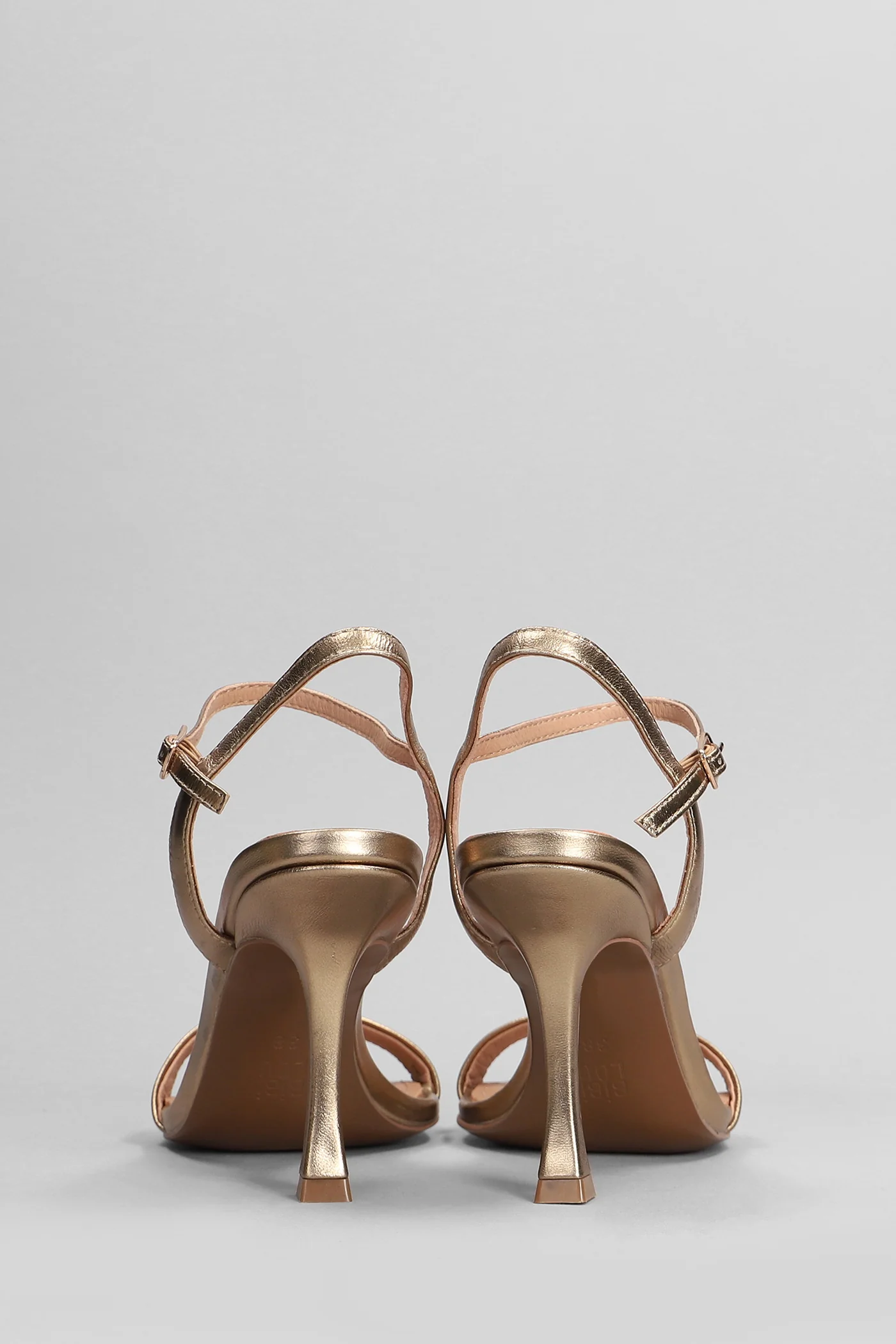 Lotus 85 Sandals in gold leather - Image 4