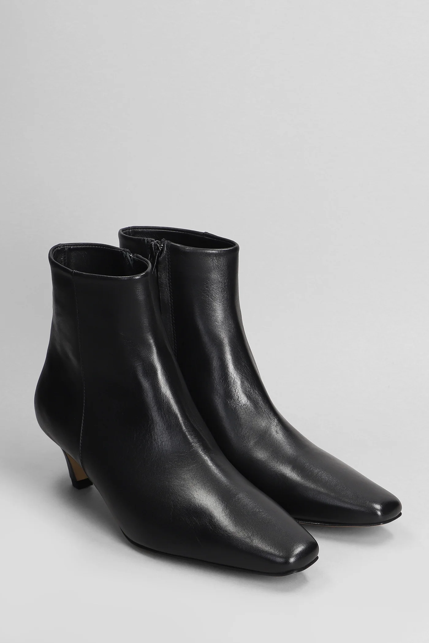 Magda High heels Ankle boots in black leather - Image 2