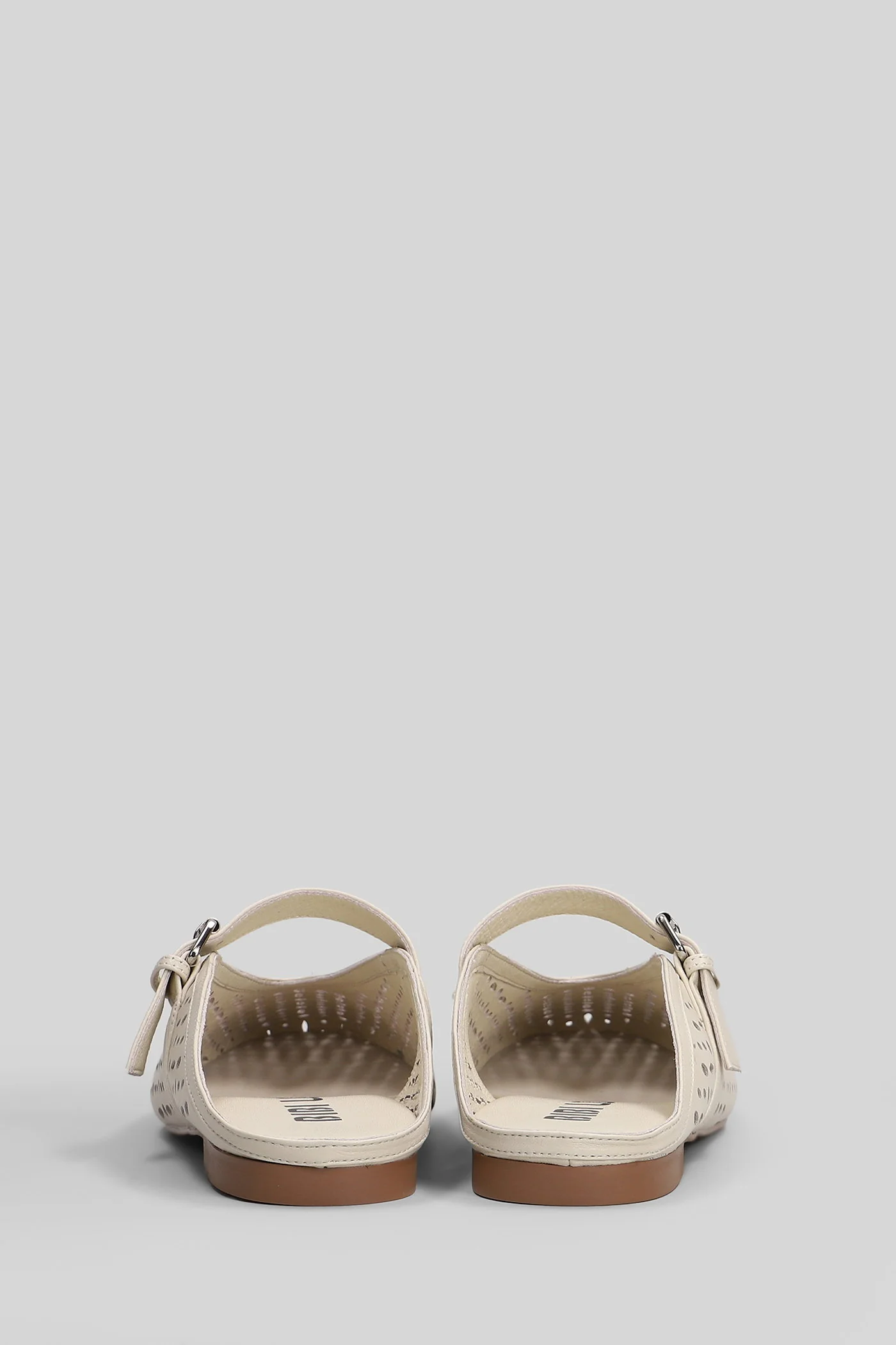 Maia Flat  in beige leather - Image 4