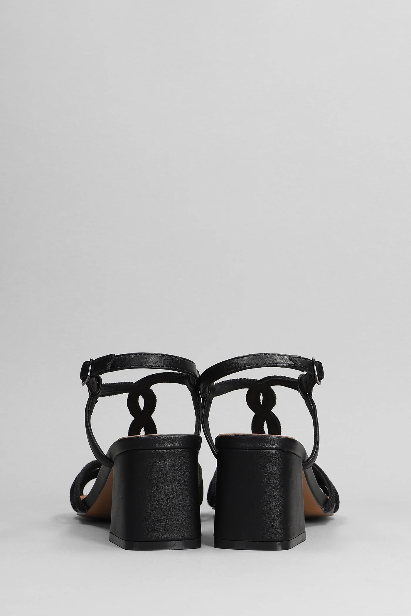 Pend Sandals in black leather - Image 4
