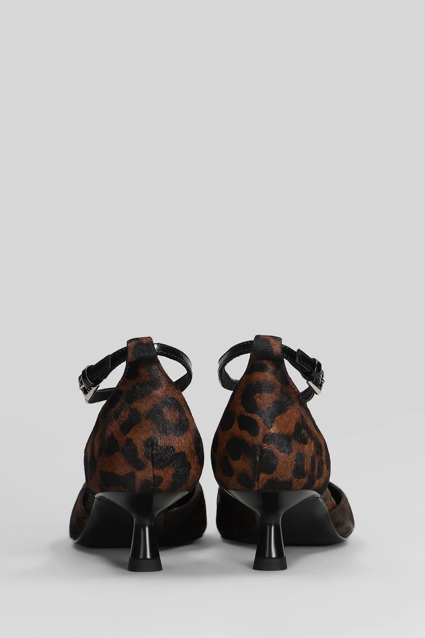 Pumps in Animalier pony skin - Image 4