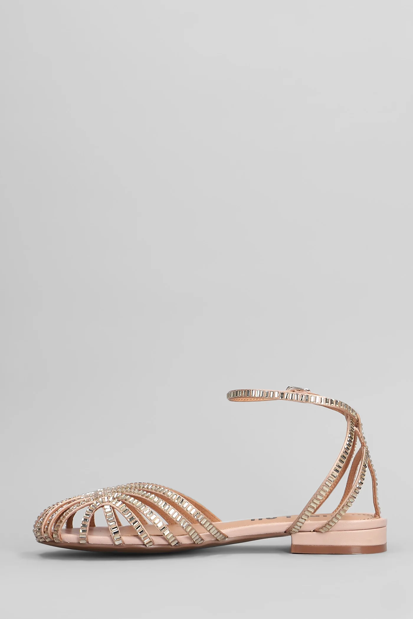 Serabi Flat Flats in powder leather - Image 3