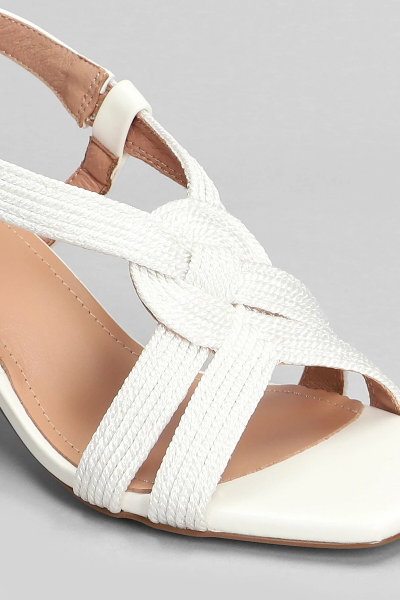 Setsuko Sandals in beige leather - Image 5