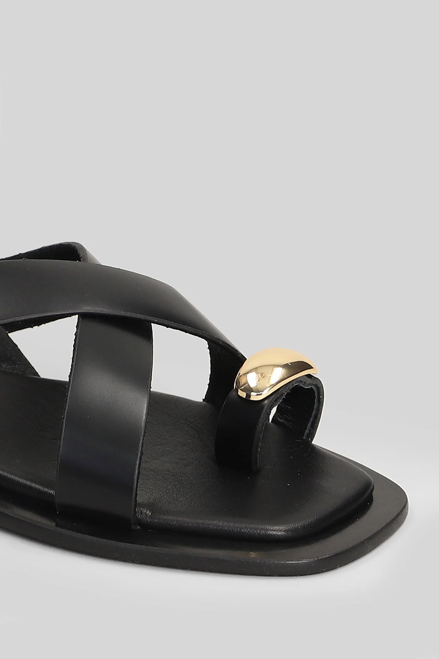 Vaz Flat sandal-slipper in black leather - Image 5