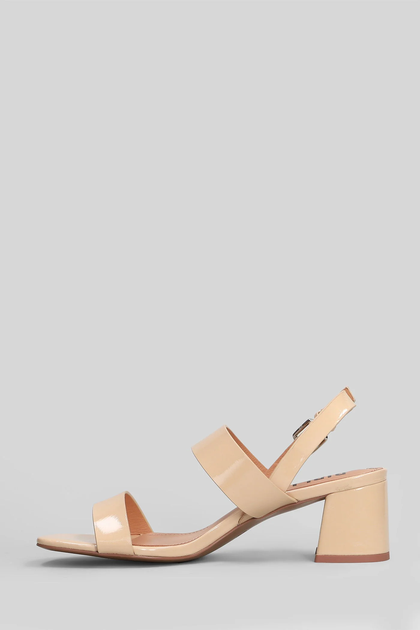 Zare Sandals in beige patent leather - Image 3
