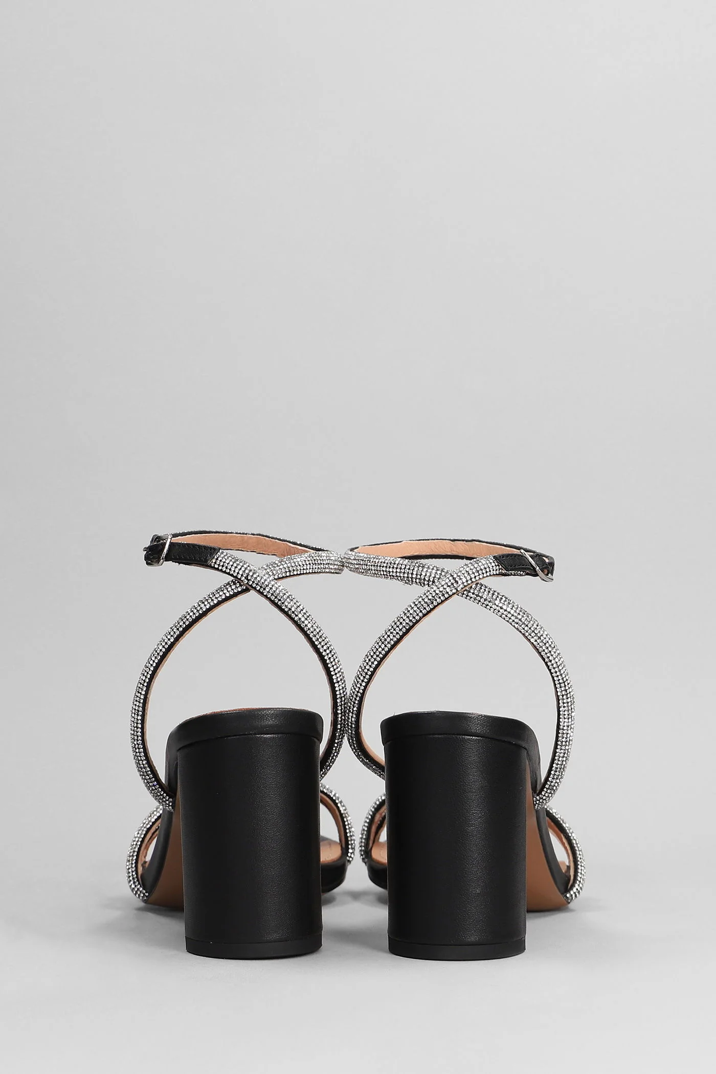 Zaria Sandals in black leather - Image 4