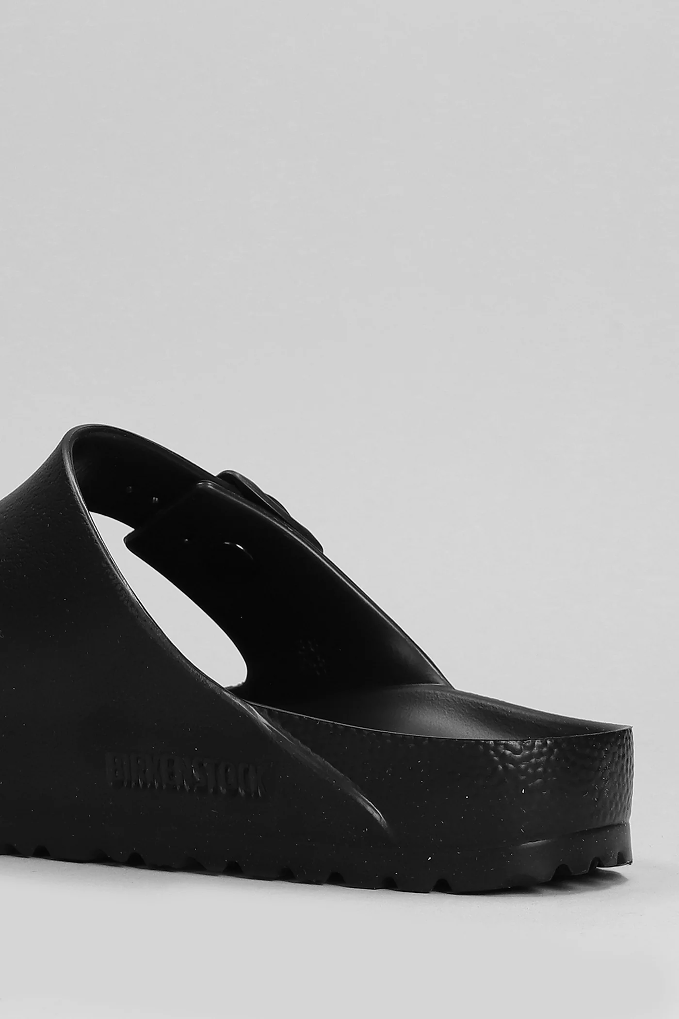 Arizona Eva Flats in black rubber/plasic - Image 5