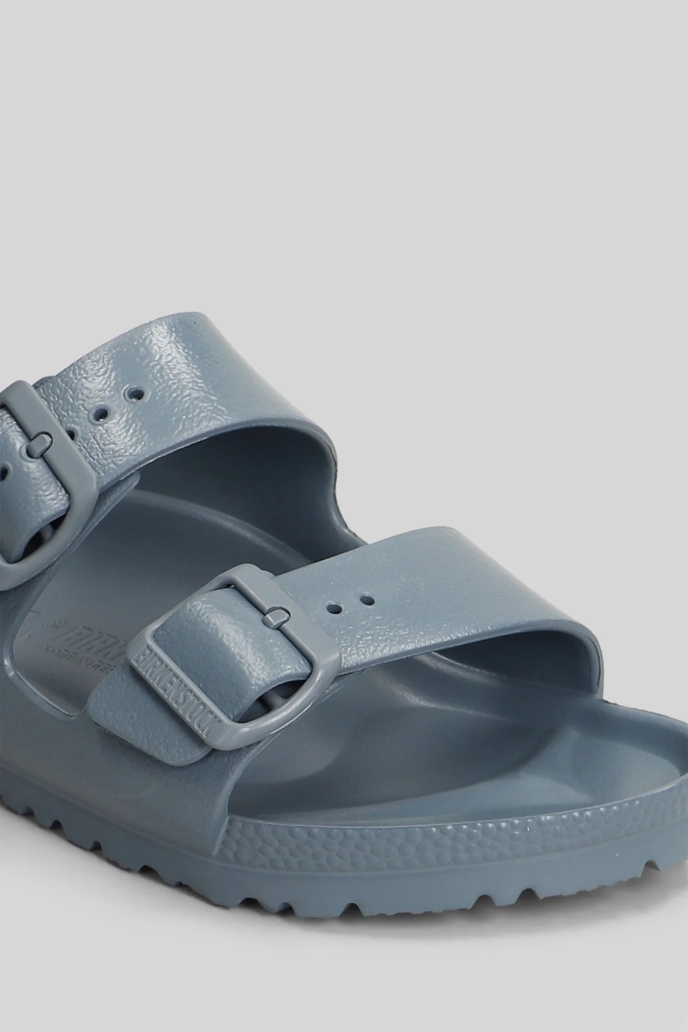 Arizona Eva Flats in grey rubber/plasic - Image 5