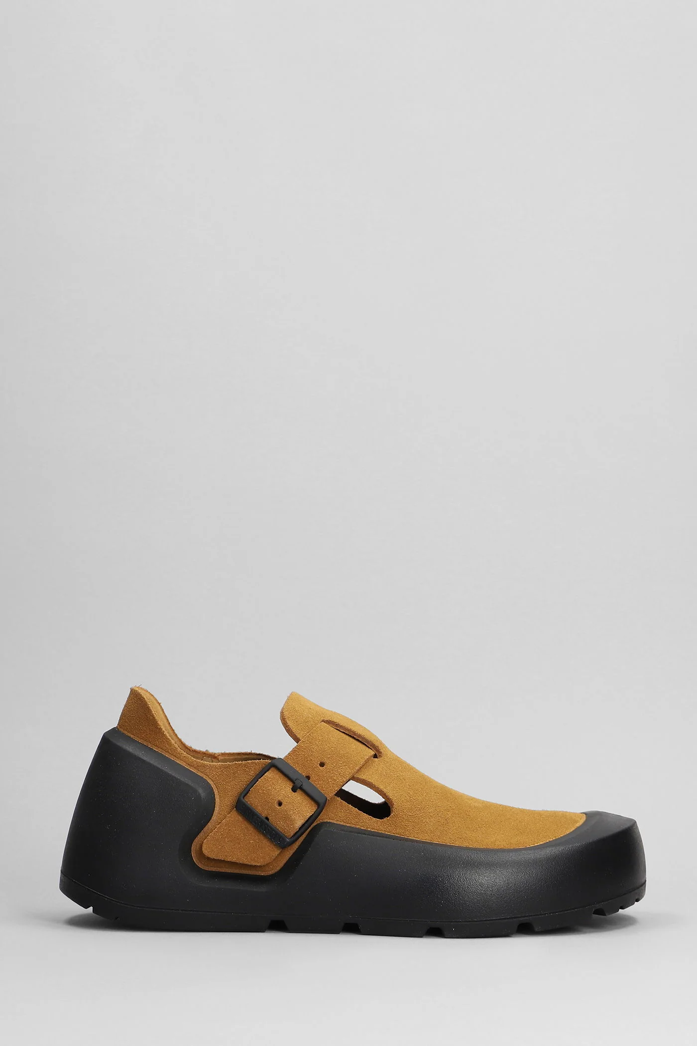 Zurich Tech Sneakers in leather color suede