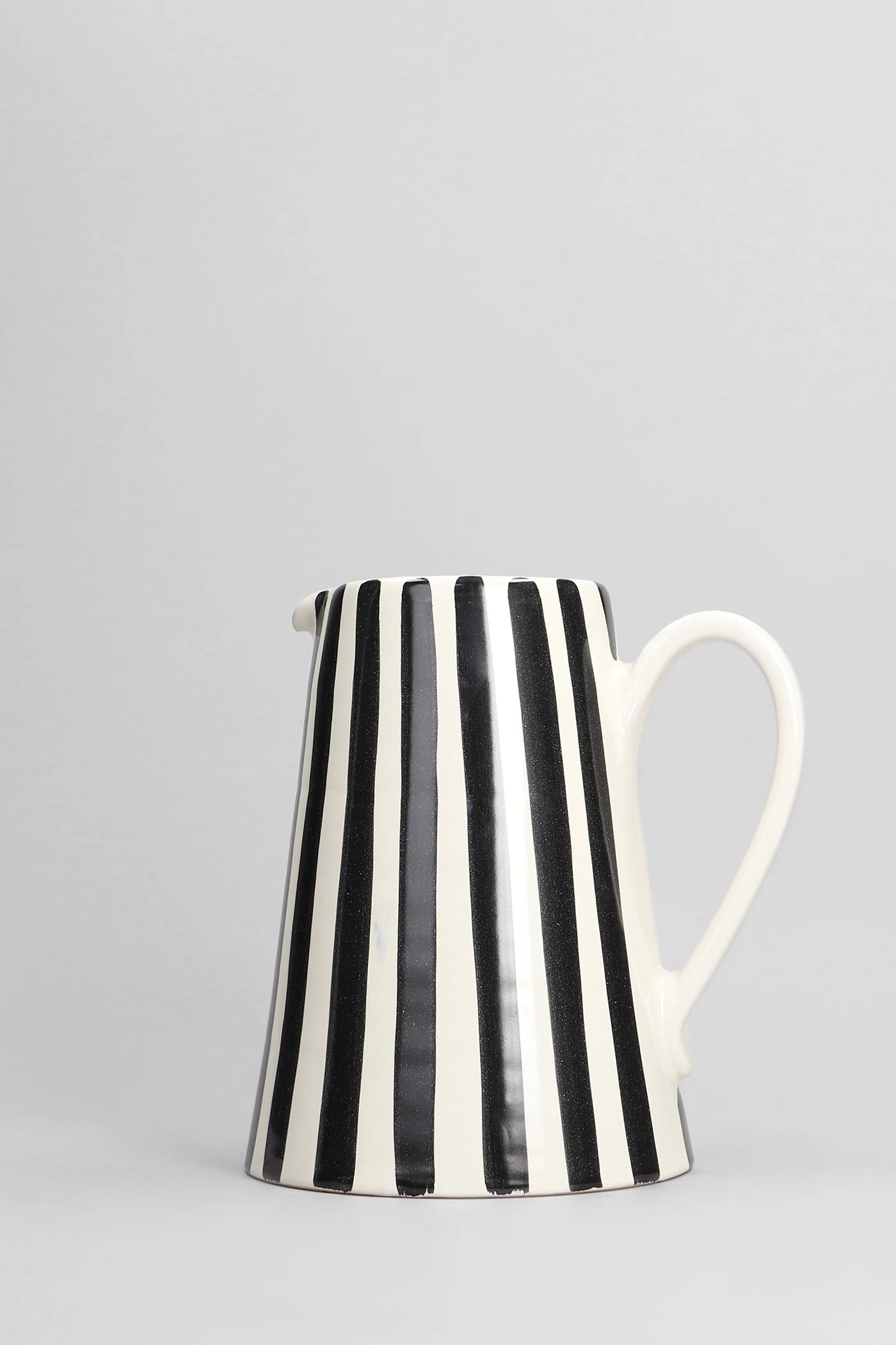 Sophia black  in white ceramic - Image 2