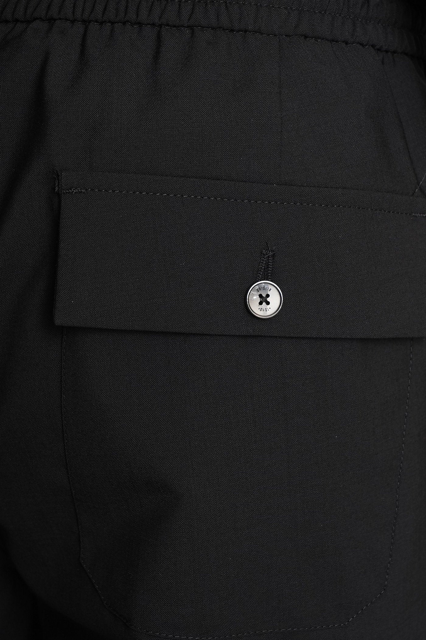 Molokais Shorts in black wool - Image 5