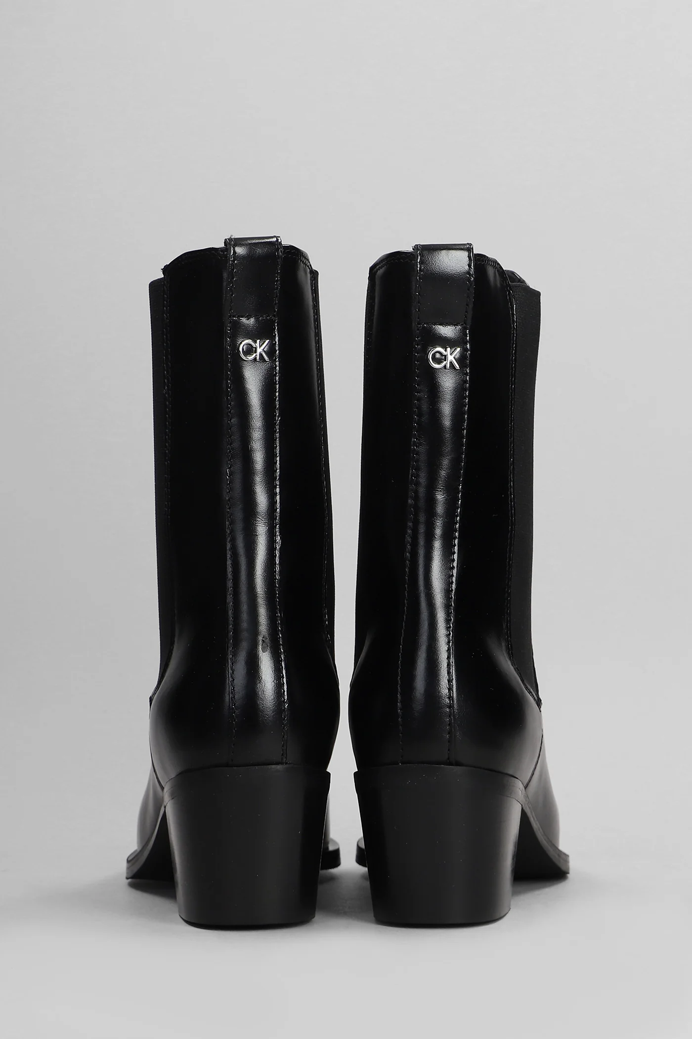 High heels Ankle boots in black leather - Image 4