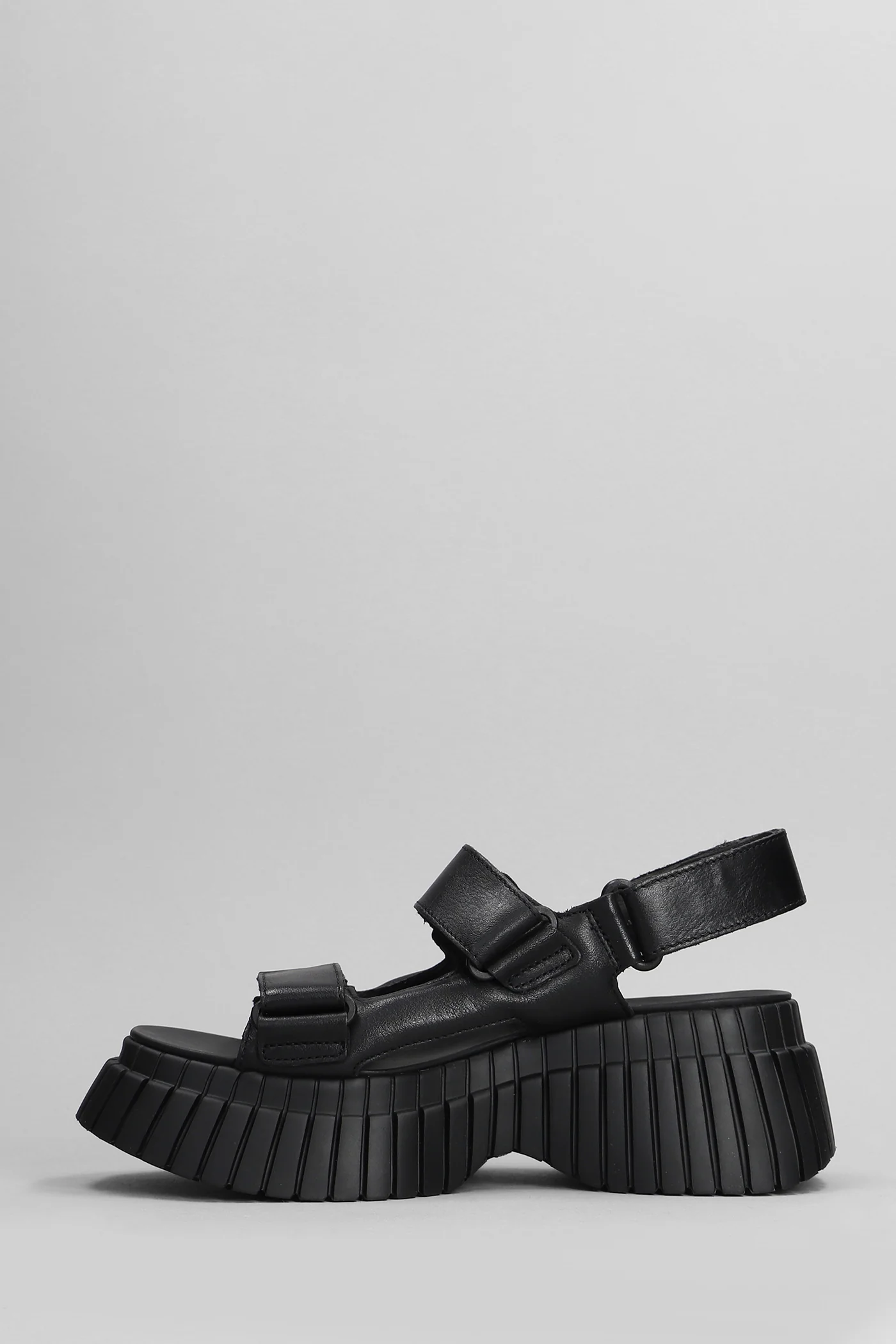 Bcn Sandals in black leather - Image 3