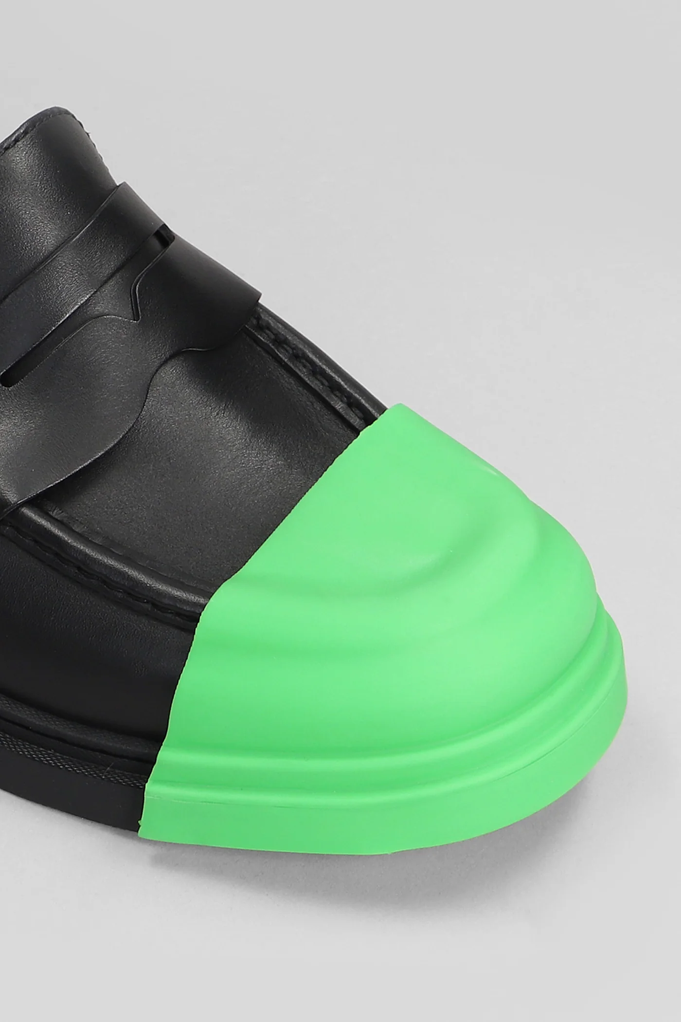Junction Loafers in black leather - Image 5