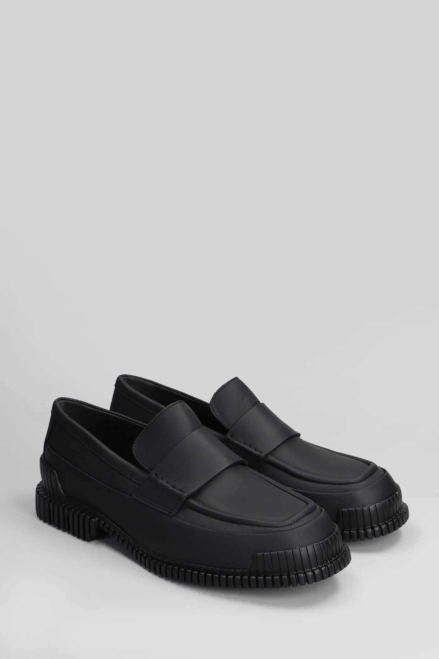 Pix Loafers in black leather - Image 2