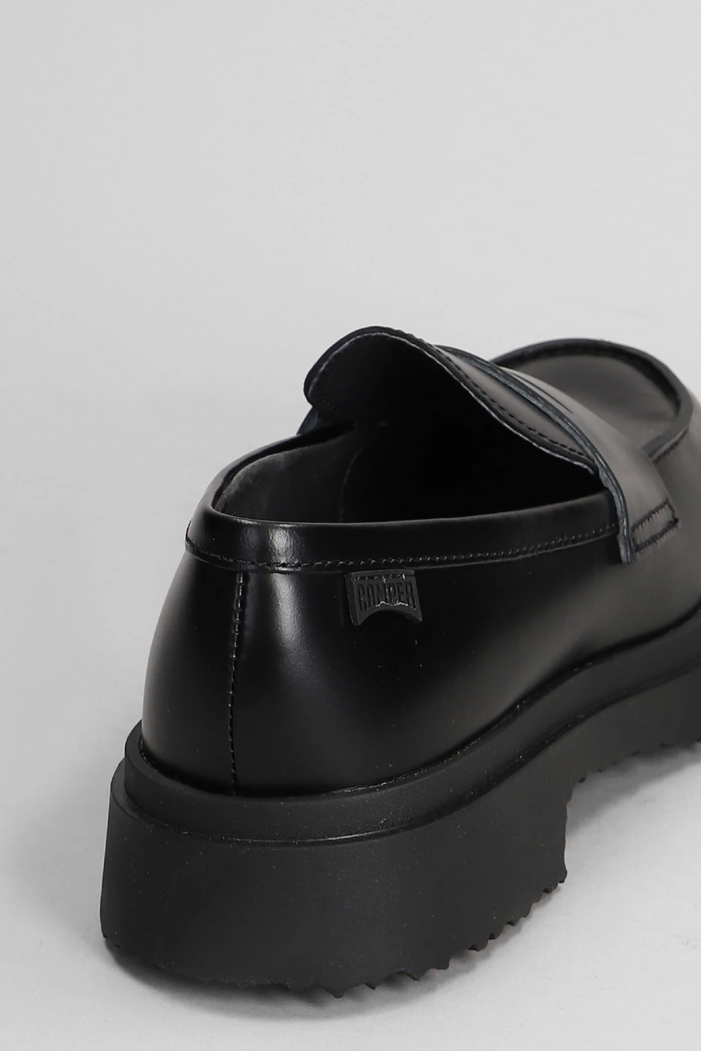 Walden Loafers in black leather - Image 5