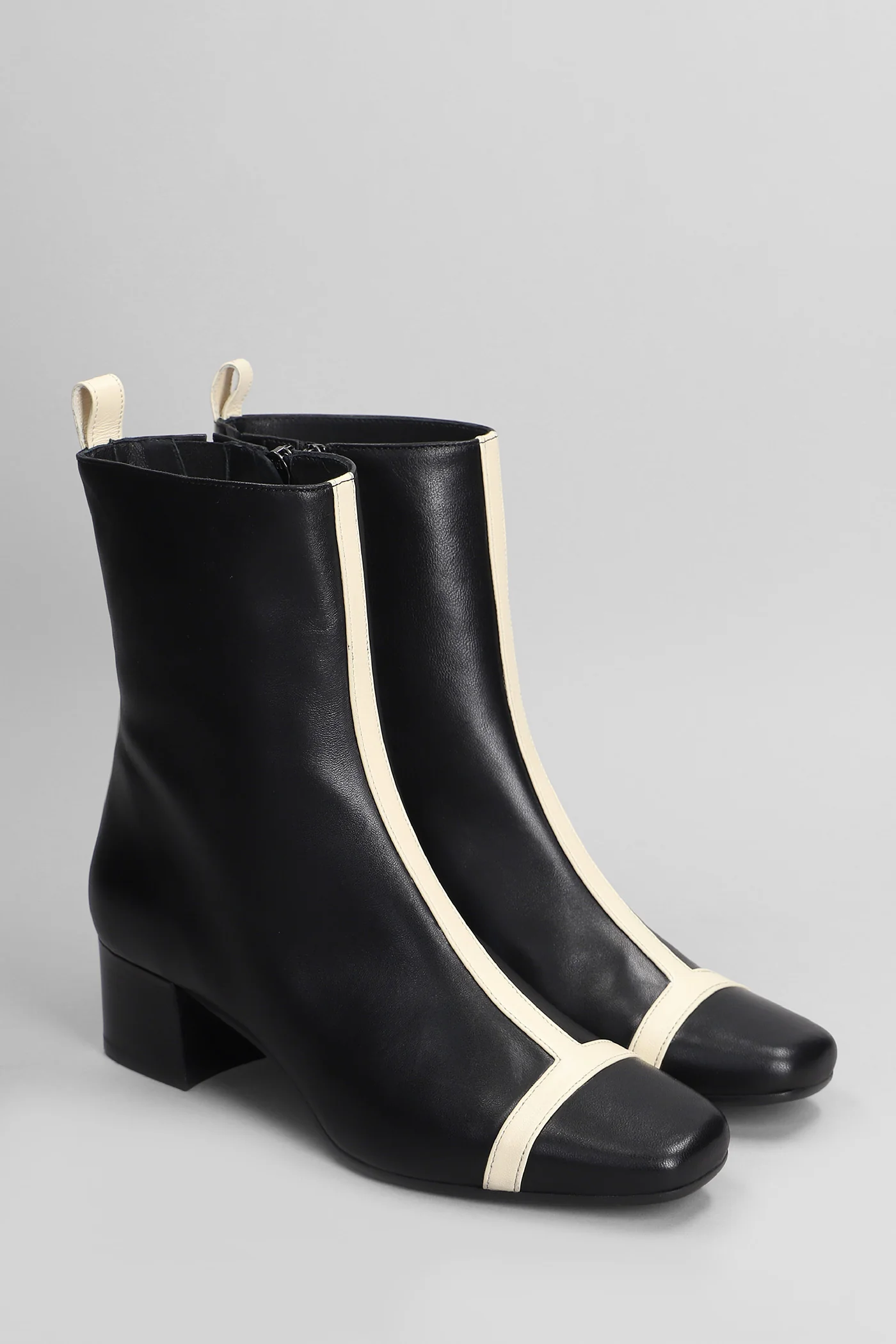 Audrey High heels Ankle boots in black leather - Image 2