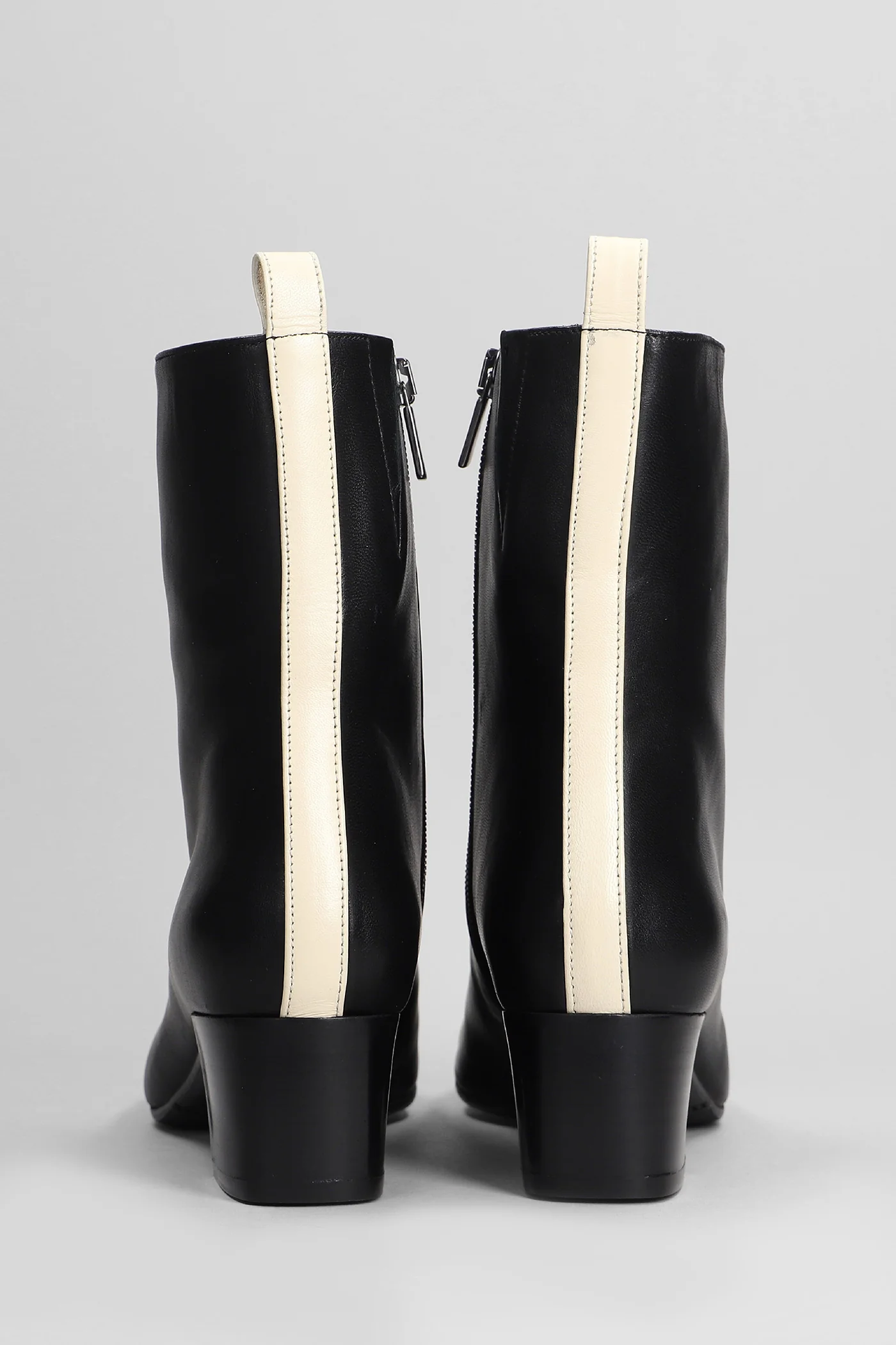 Audrey High heels Ankle boots in black leather - Image 4