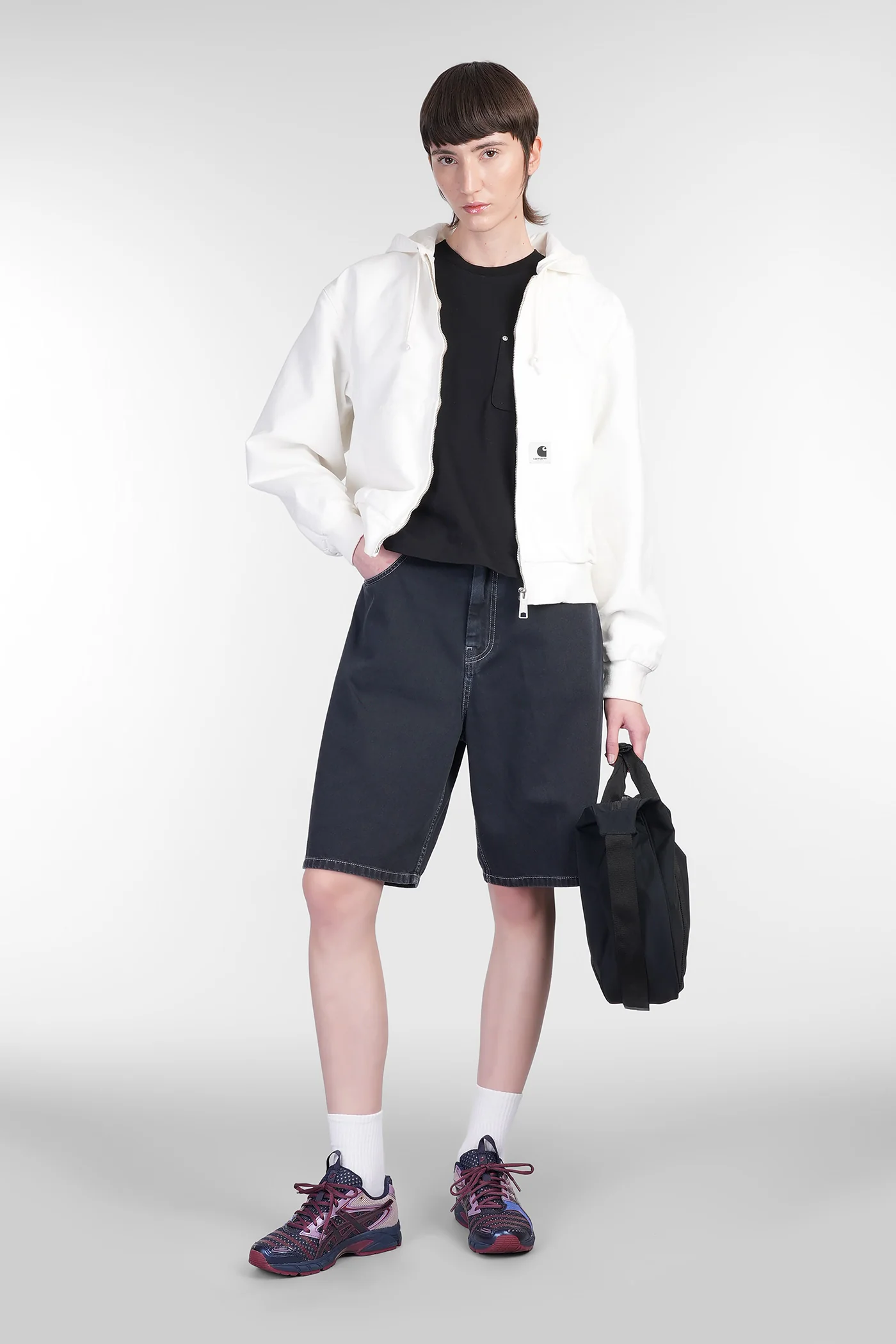 Brandon Short Shorts in black denim - Image 2