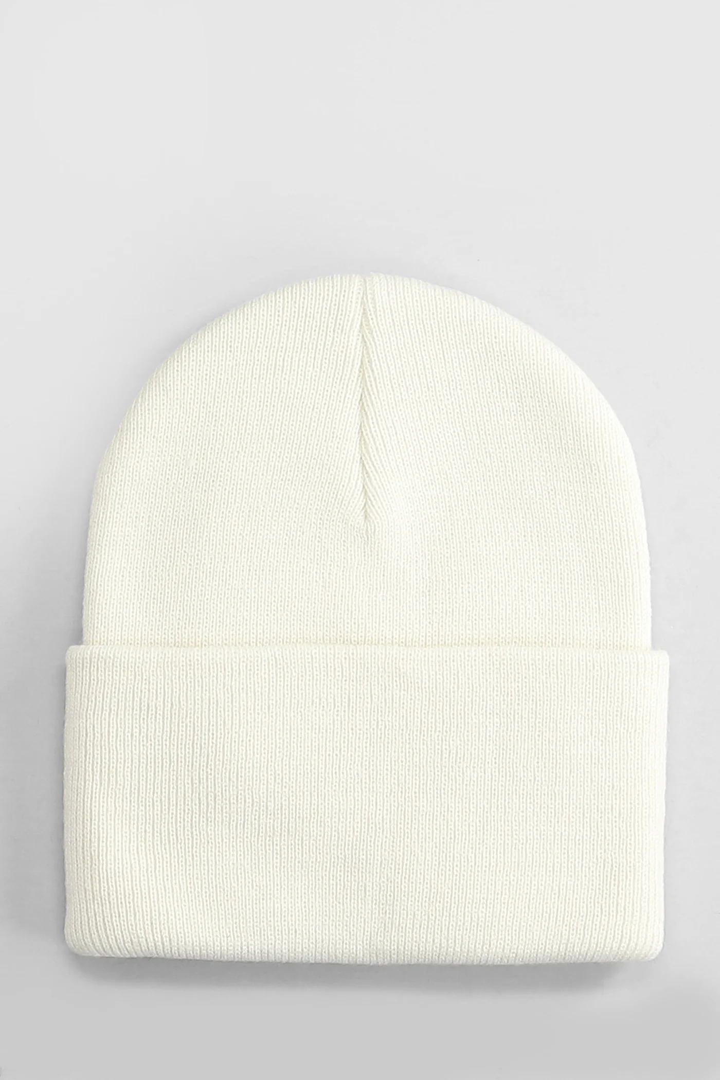 Hats in beige acrylic - Image 2