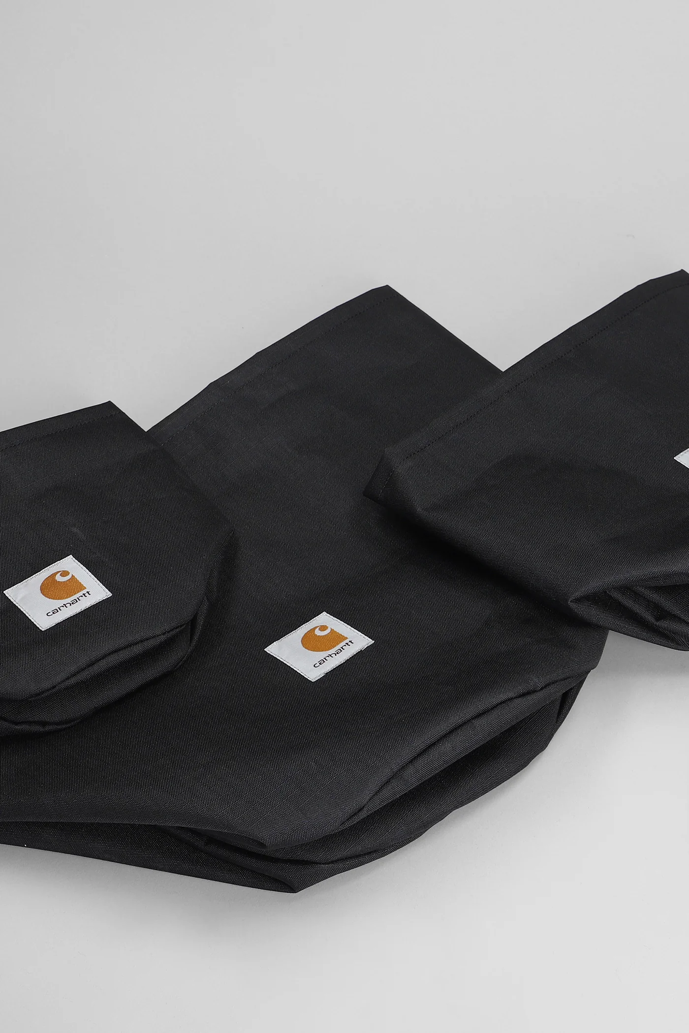 in black polyester - Image 2