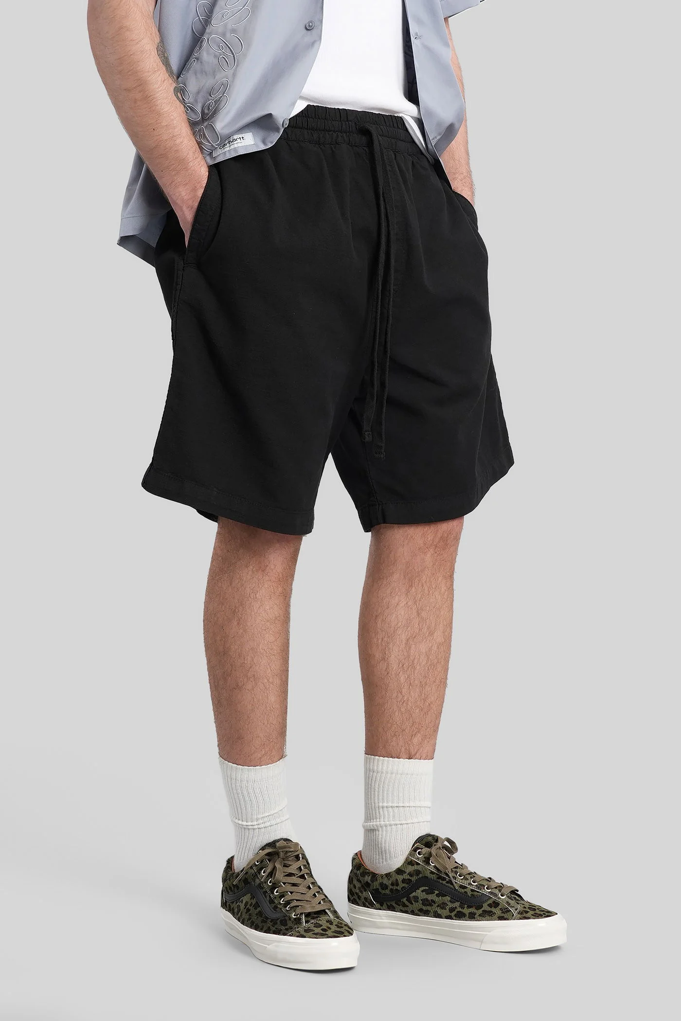 Rainer short Shorts in black cotton - Image 4