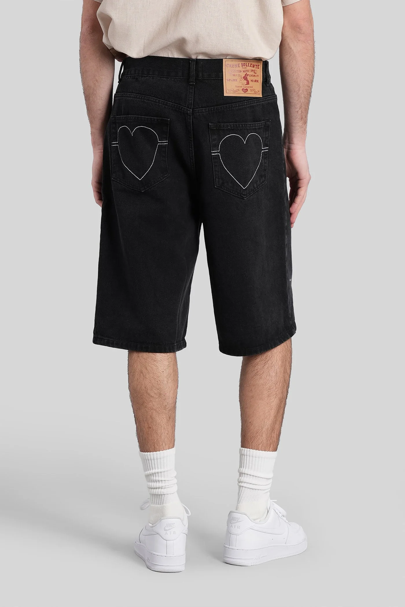 Shorts in black denim - Image 3