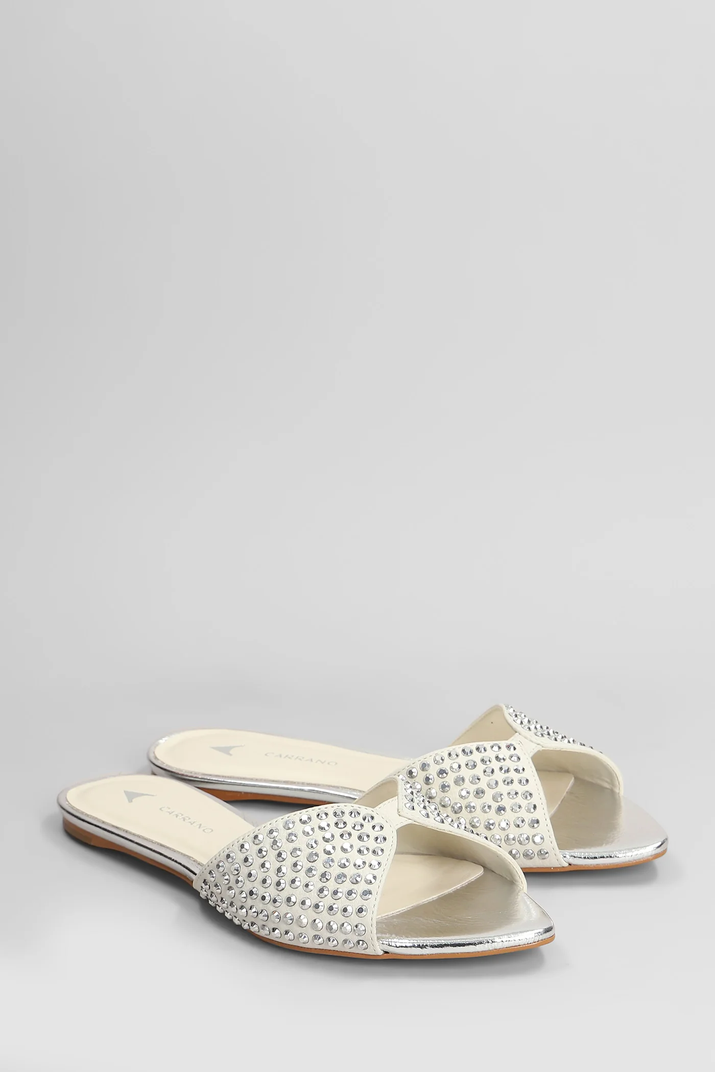 Flats in white nubuck - Image 2