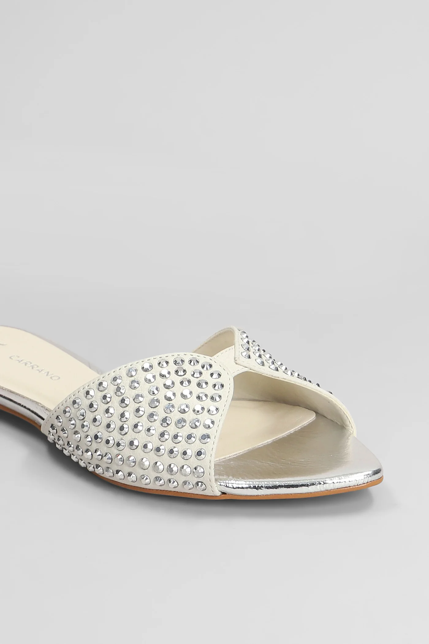 Flats in white nubuck - Image 5