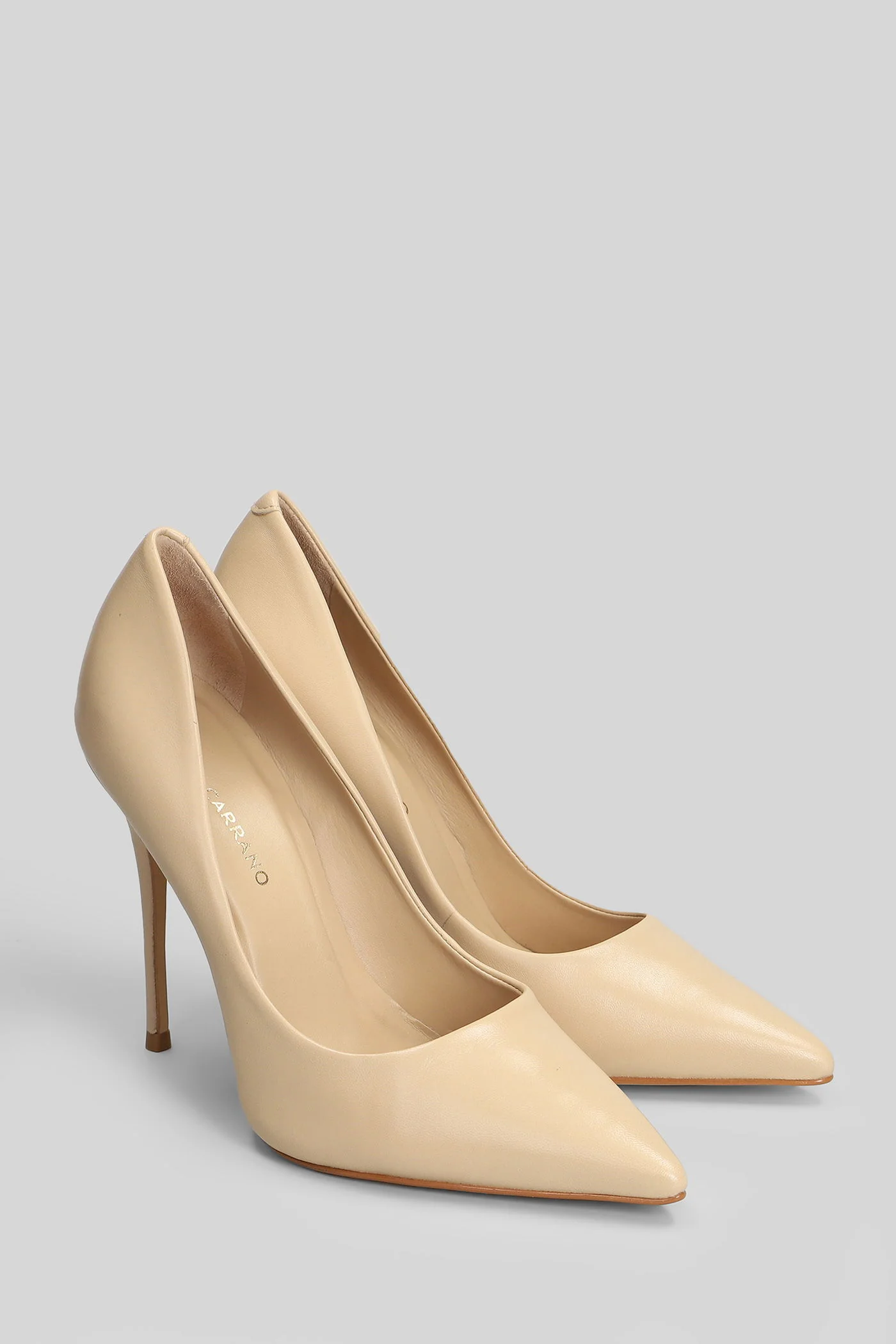 Pumps in beige leather - Image 2