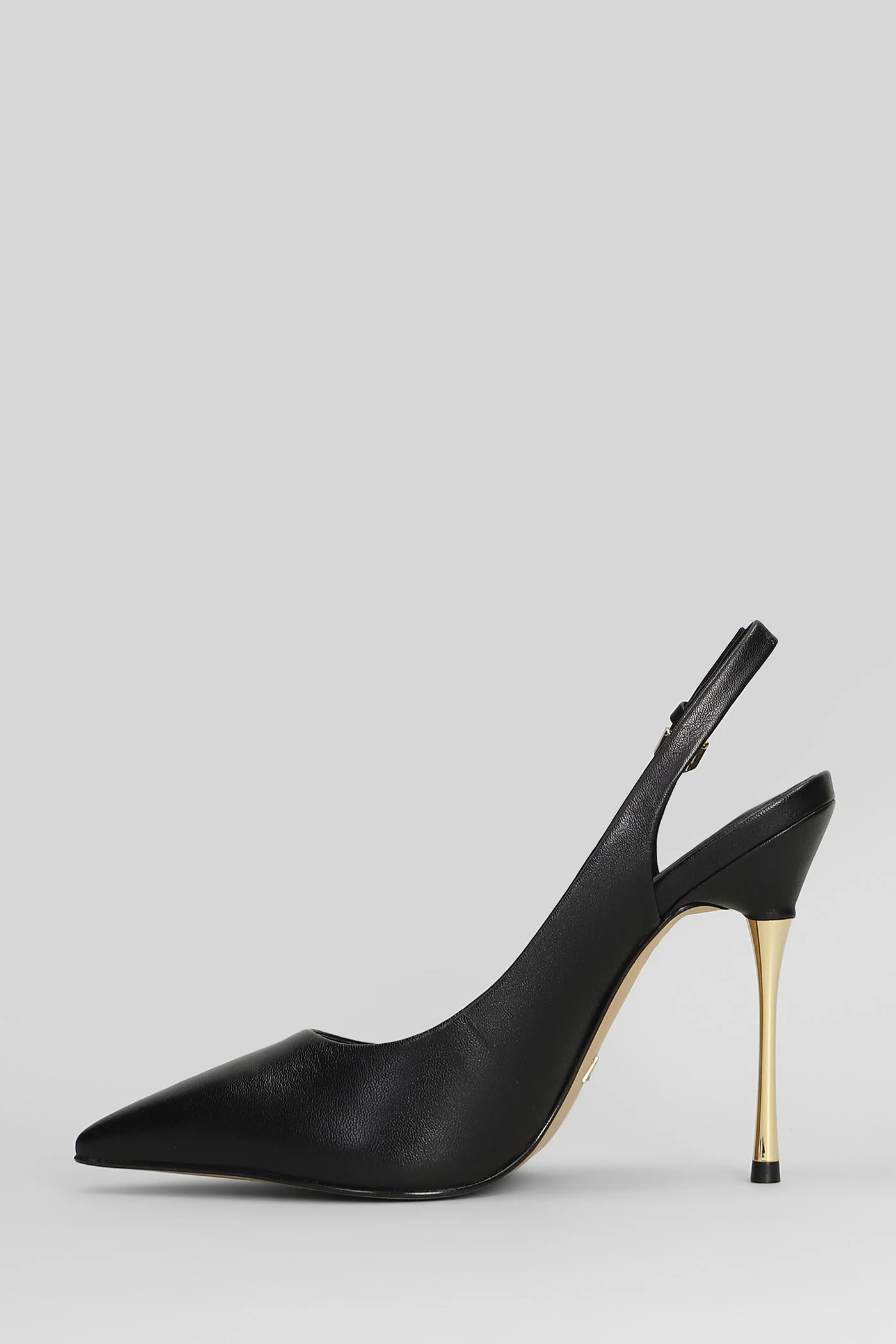 Pumps in black leather - Image 3