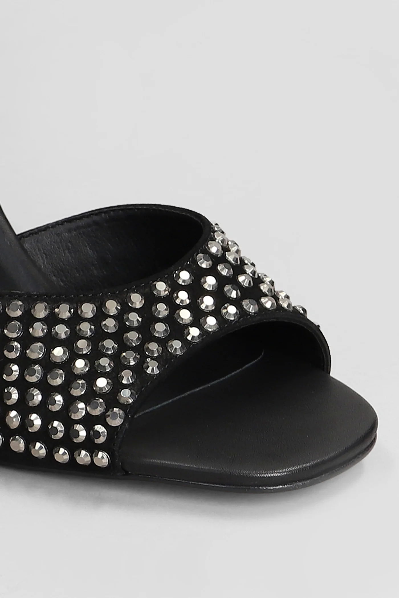 Pumps in black nubuck - Image 5