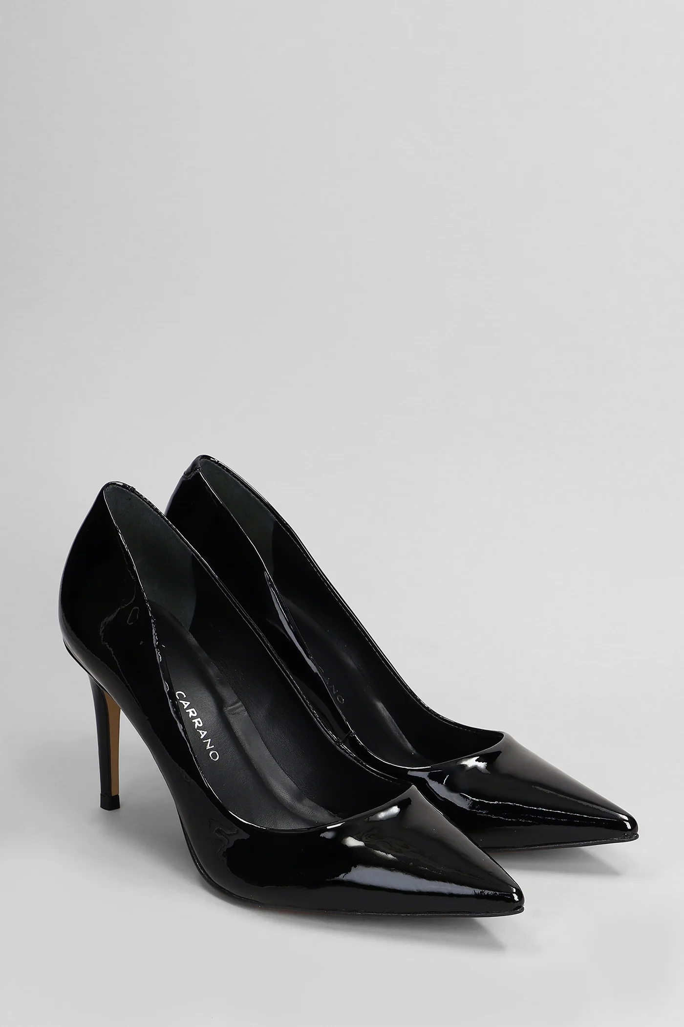 Pumps in black patent leather - Image 2