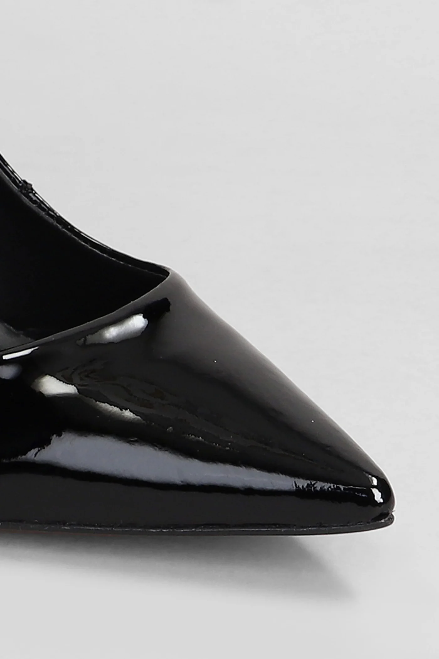 Pumps in black patent leather - Image 5