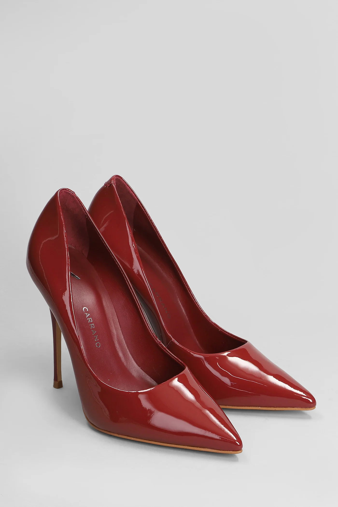 Pumps in bordeaux patent leather - Image 2