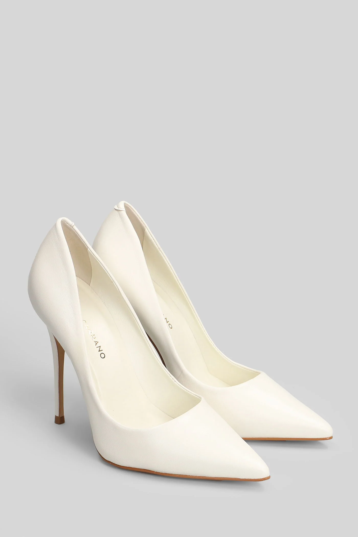 Pumps in white leather - Image 2
